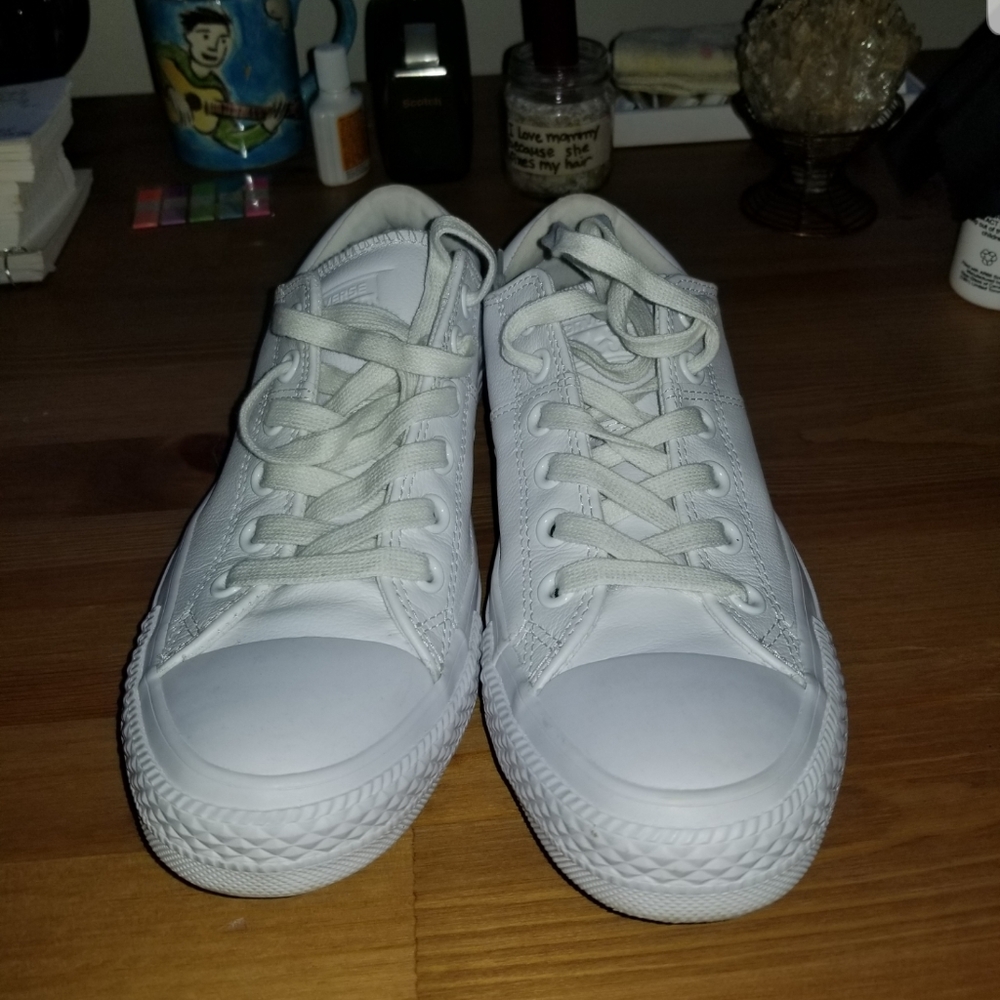 Brand New Beautiful White Leather Converse!